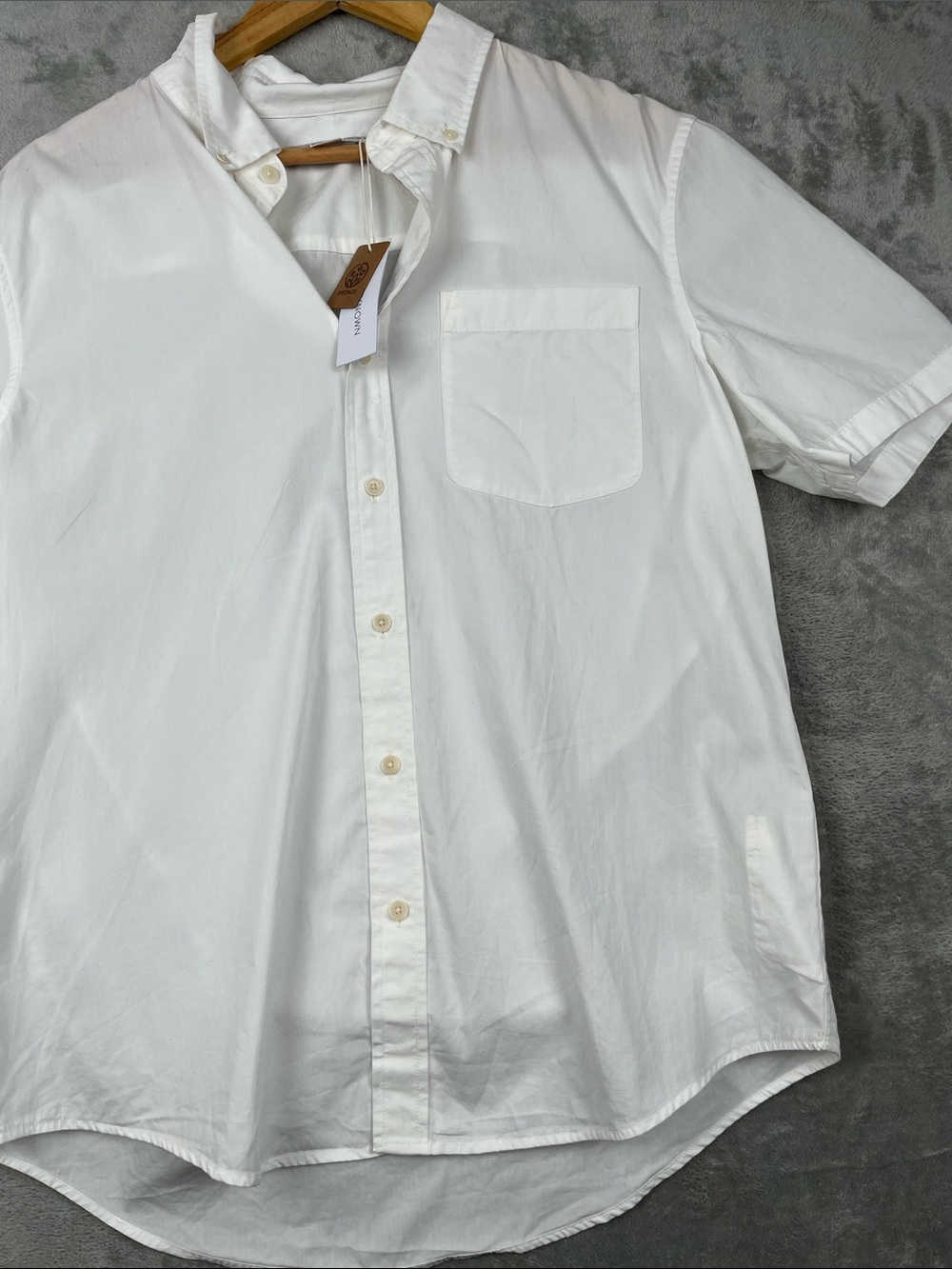 NEW Outerknown M Mens 100% Organic Cotton White SS Button Down‎ Shirt
